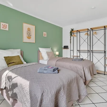 3 Schlafzimmer - 6 Betten, Parkplatz, Balkon, Wlan * Bocholt