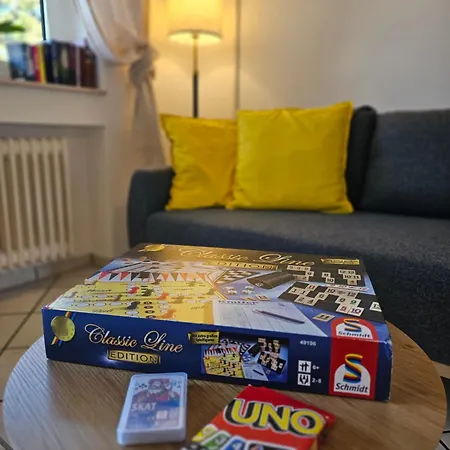 3 Schlafzimmer - 6 Betten, Parkplatz, Balkon, Wlan Apartamento *
