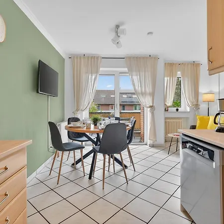 Apartamento 3 Schlafzimmer - 6 Betten, Parkplatz, Balkon, Wlan *