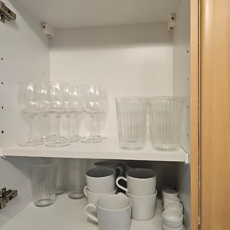 Apartamento 3 Schlafzimmer - 6 Betten, Parkplatz, Balkon, Wlan *