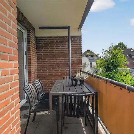 3 Schlafzimmer - 6 Betten, Parkplatz, Balkon, Wlan